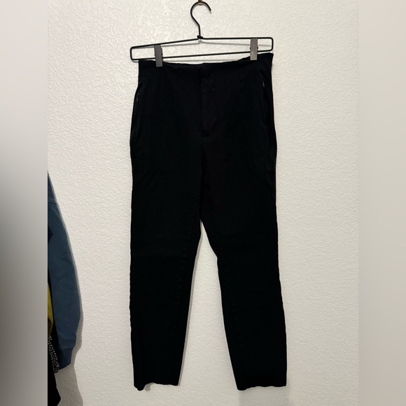Old Navy Women's Extra High-Rise Polished Pixie Skinny Pants Black Soze 6 - Picture 1 of 6
